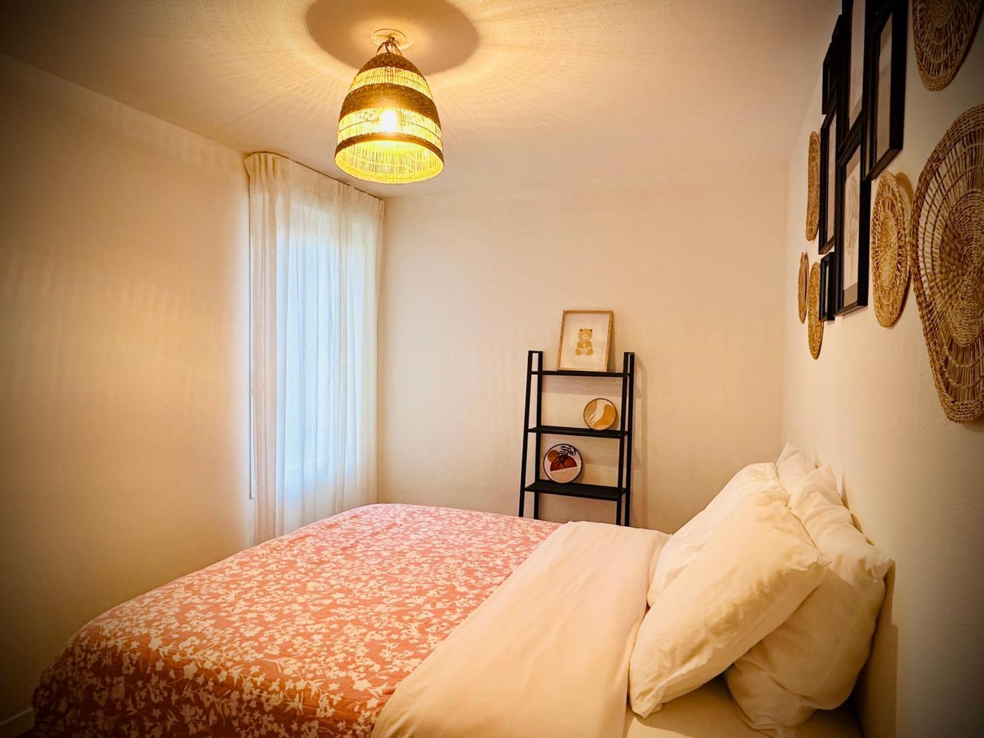 Apartment 40M2-Air Conditioning-Elevator-Underground Parking-Self Checkin! Appart Climatise 40M2-Ascenseur-Parking Souterrain -Arrivee Autonome アヴィニョン エクステリア 写真